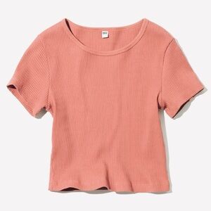 UNIQLO Ribbed Cropped Tee